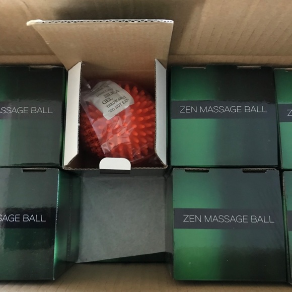 Massage Ball | Therapeutic • Healthy Feet - Picture 8 of 8